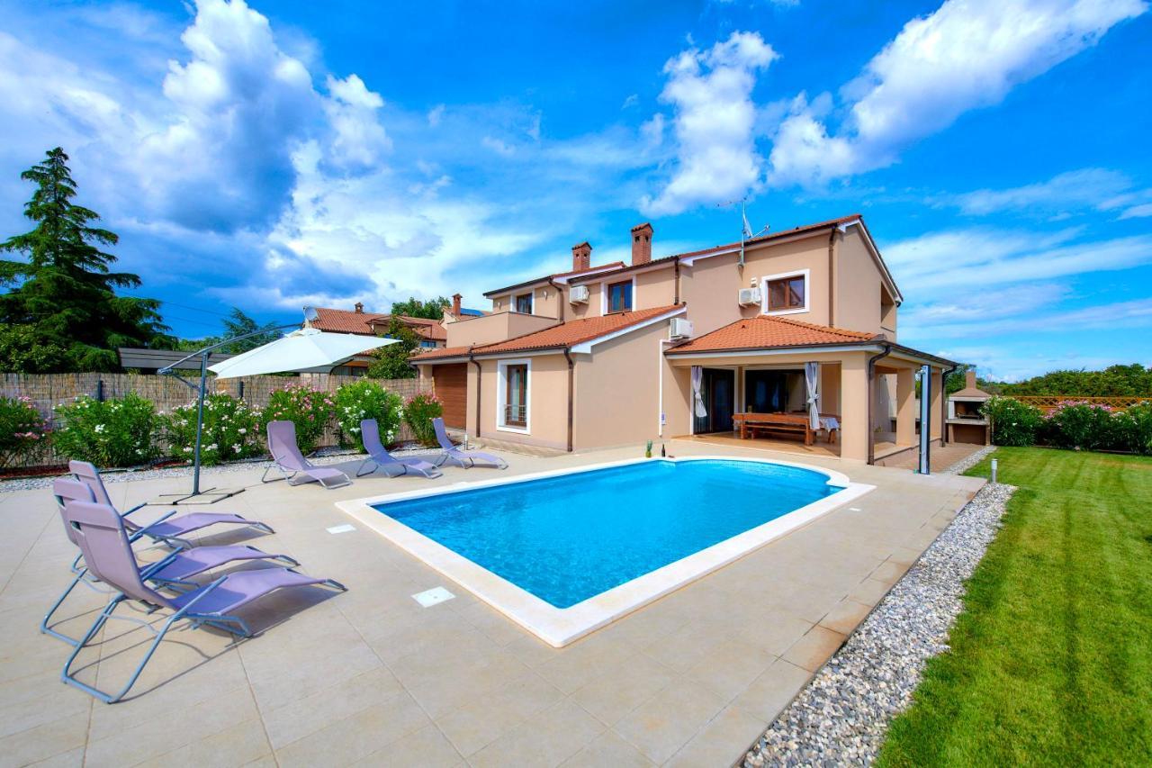 Villa Bartona For 8 Persons With Private Swimmingpool PUY Eksteriør bilde