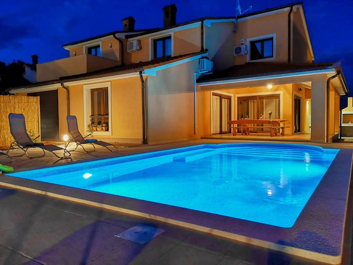 Villa Bartona For 8 Persons With Private Swimmingpool PUY Eksteriør bilde