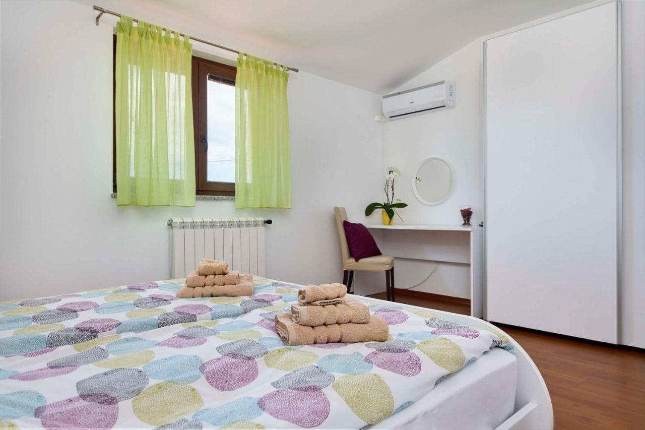 Villa Bartona For 8 Persons With Private Swimmingpool PUY Eksteriør bilde